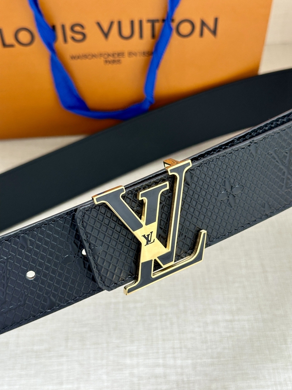 激安ルイヴィトンベルト背面デザイン